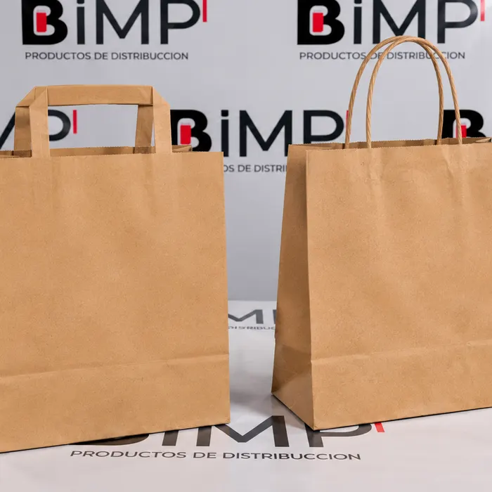 Bolsas de papel kraft anónimas sin imprimir