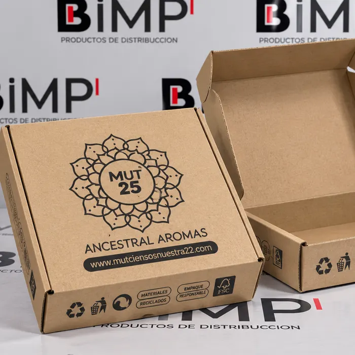 Caja automontable de cartón personalizada con logo